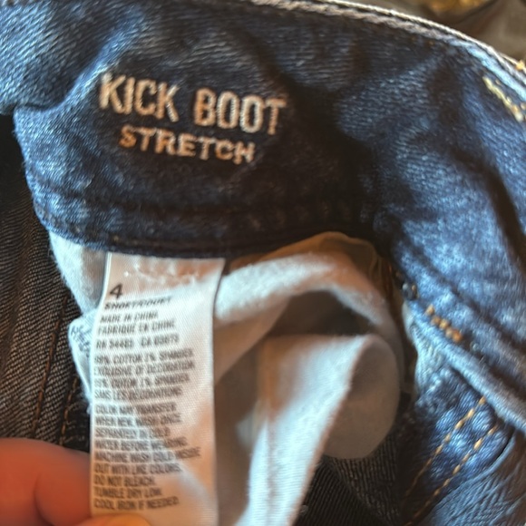 American Eagle Outfitter women’s size 4 kick boot stretch jeans. Ex condition - Picture 8 of 8